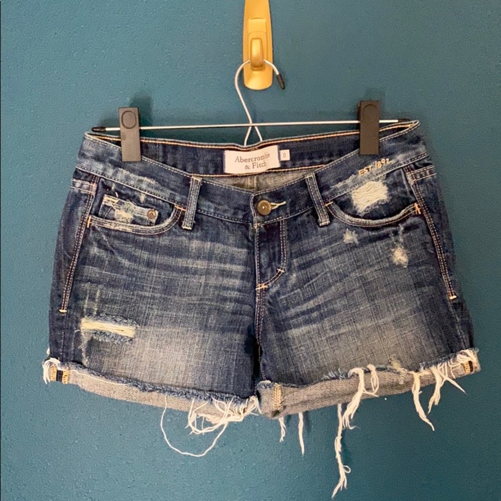 Abercrombie | Distressed denim shorts